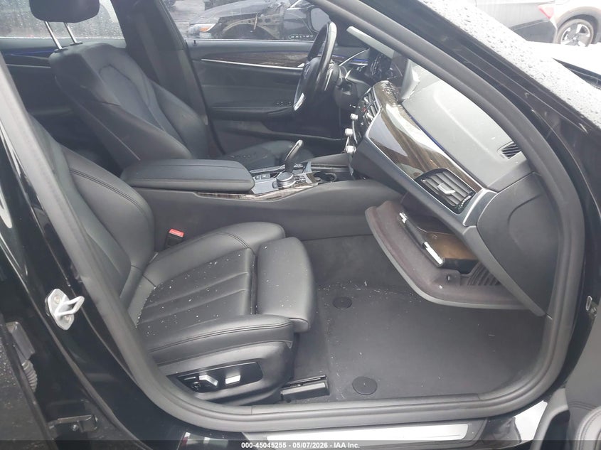 2019 BMW 530I auction photo 5