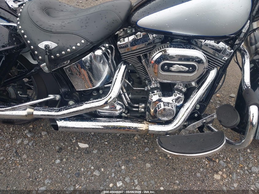 2012 Harley-Davidson Flstc Heritage Softail Classic VIN: 1HD1BWV12CB029512 Lot: 45045307