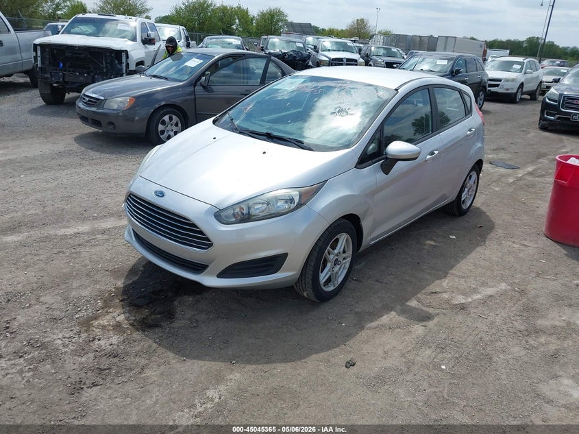 Vin: 3fadp4ej9jm110815, lot: 45542895, ford fiesta se 20182