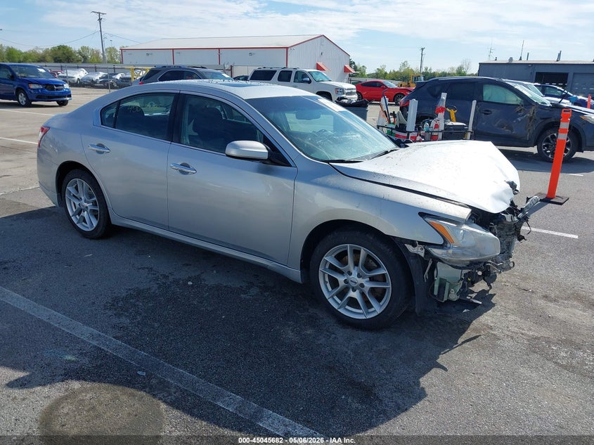 2010 NISSAN MAXIMA 3.5 S