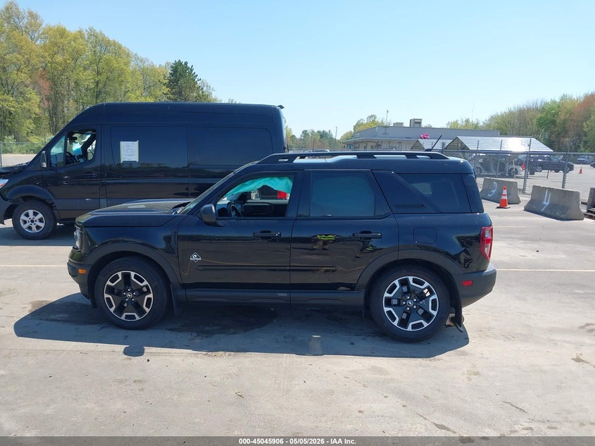 2022 Ford Bronco Sport Outer Banks VIN: 3FMCR9C66NRD54633 Lot: 45045906