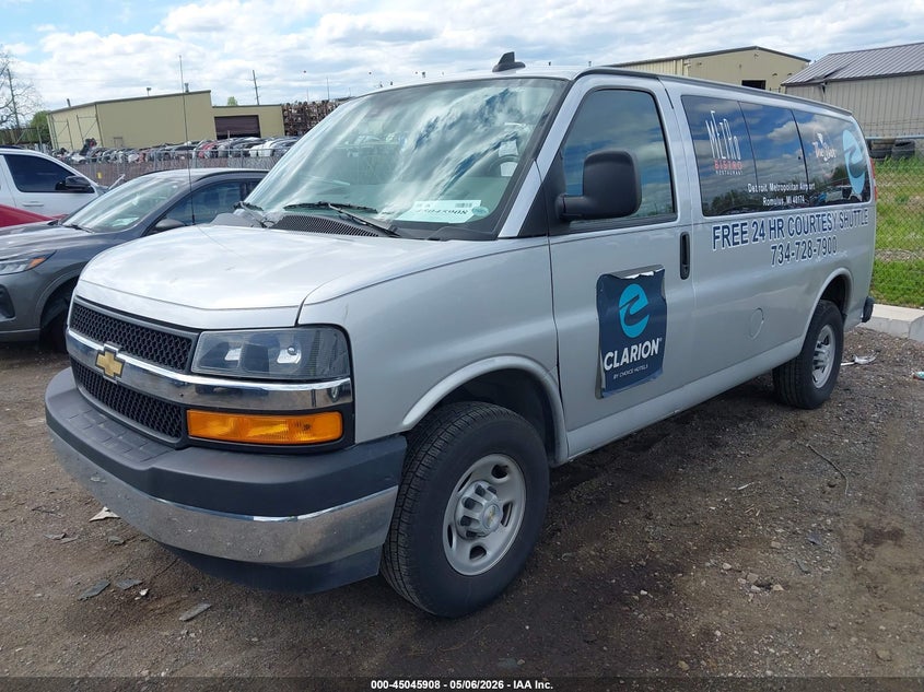 2023 CHEVROLET EXPRESS PASSENGER auction photo 2