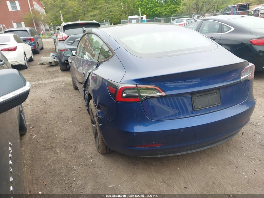 Vin: 5yj3e1eb1nf106772, lot: 45543540, tesla model 3 long range dual motor all-wheel drive 20223