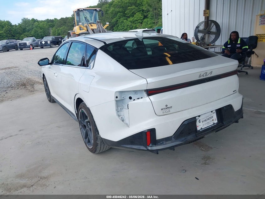 Vin: 3kpfw4de9se225906, lot: 45543772, kia k4 gt-line 20253