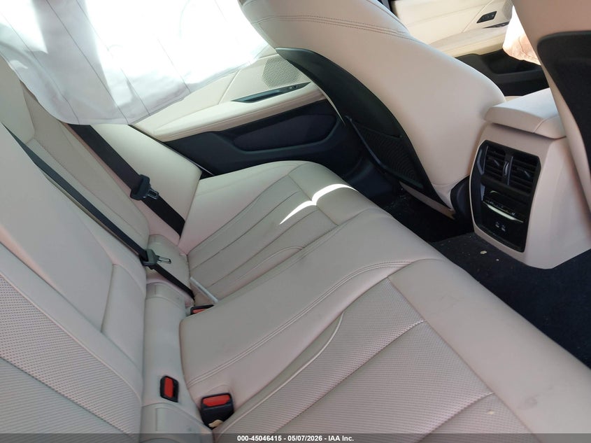 2024 BMW I4 Gran Coupe Edrive35 VIN: WBY43AW0XRFT31019 Lot: 45046415
