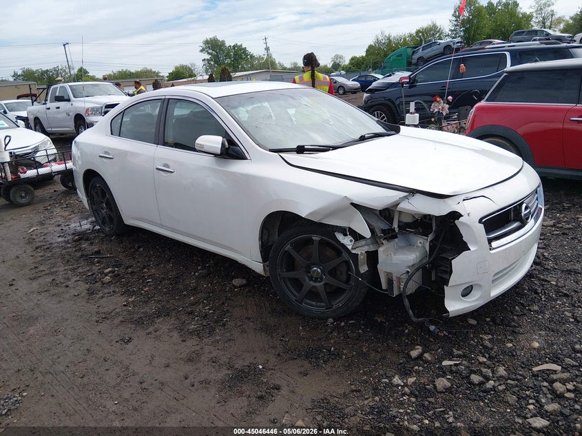 2013 NISSAN MAXIMA 3.5 SV