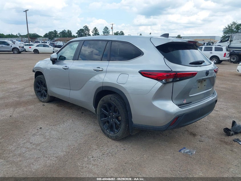 2023 TOYOTA HIGHLANDER auction photo 3