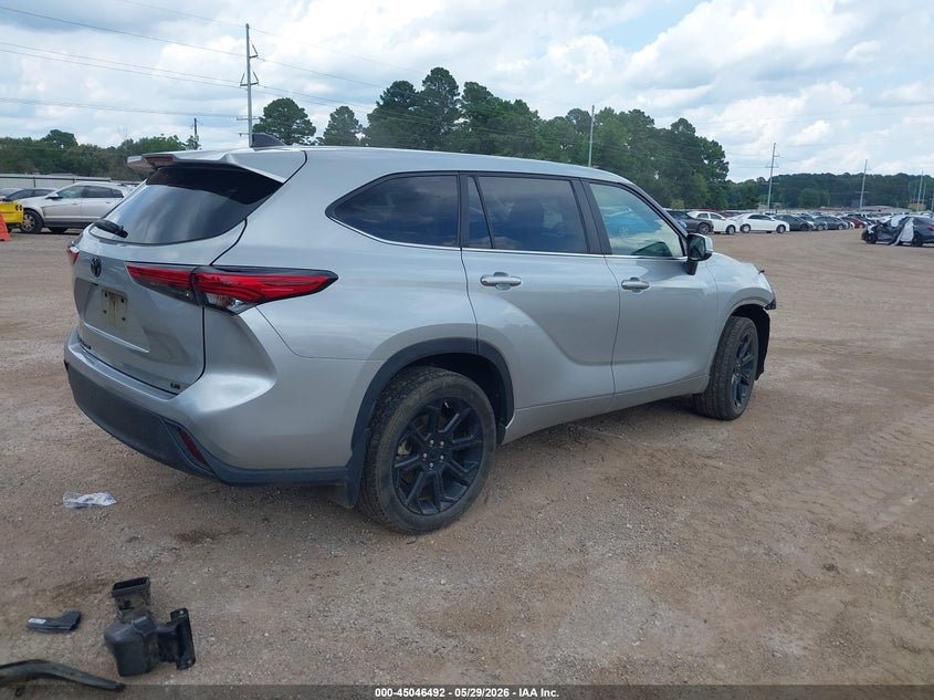 2023 TOYOTA HIGHLANDER auction photo 4
