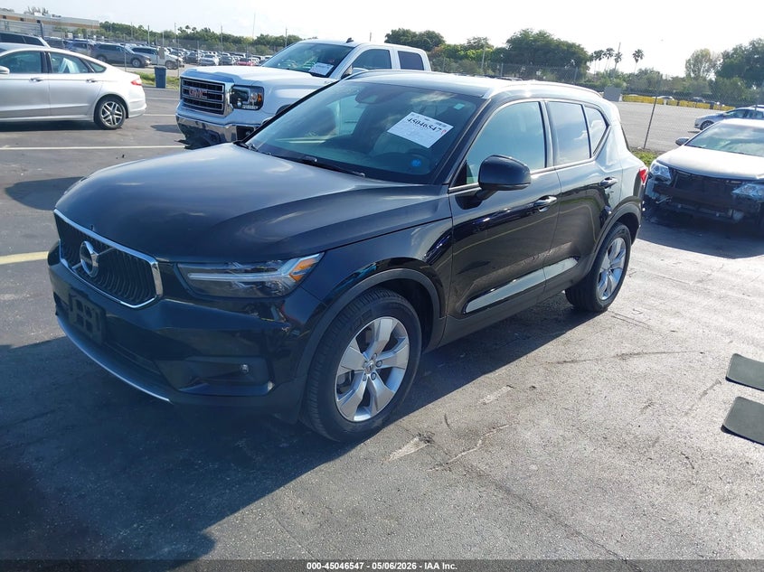 Vin: yv4162uk8m2430120, lot: 45544076, volvo xc40 t5 momentum 20212