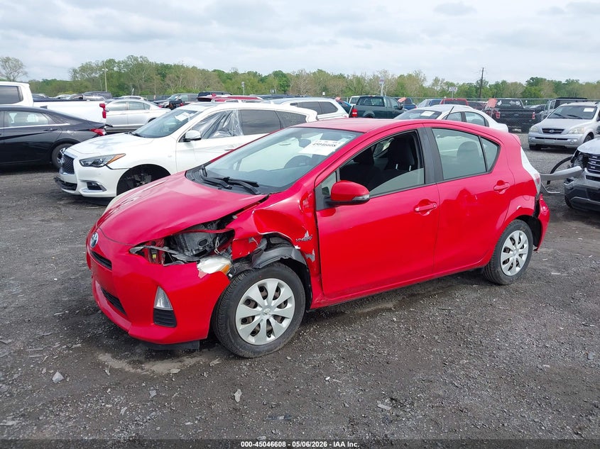 2013 Toyota Prius C Two JTDKDTB3XD1544107 photo 1