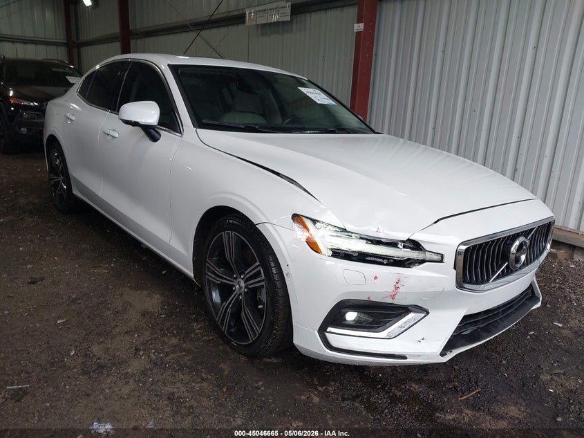 Vin: 7jrl12fl1ng161271, lot: 45544195, volvo s60 b5 inscription 2022 img_1