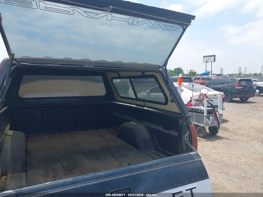 1991 Chevrolet Gmt-400 C1500 VIN: 2GCEC19Z1M1130917 Lot: 45046671