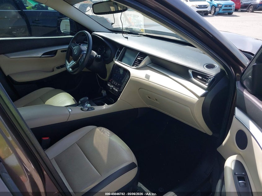 VIN 3PCAJ5M38KF109913 2019 INFINITI QX50 ESSENTIAL/LUXE/PURE