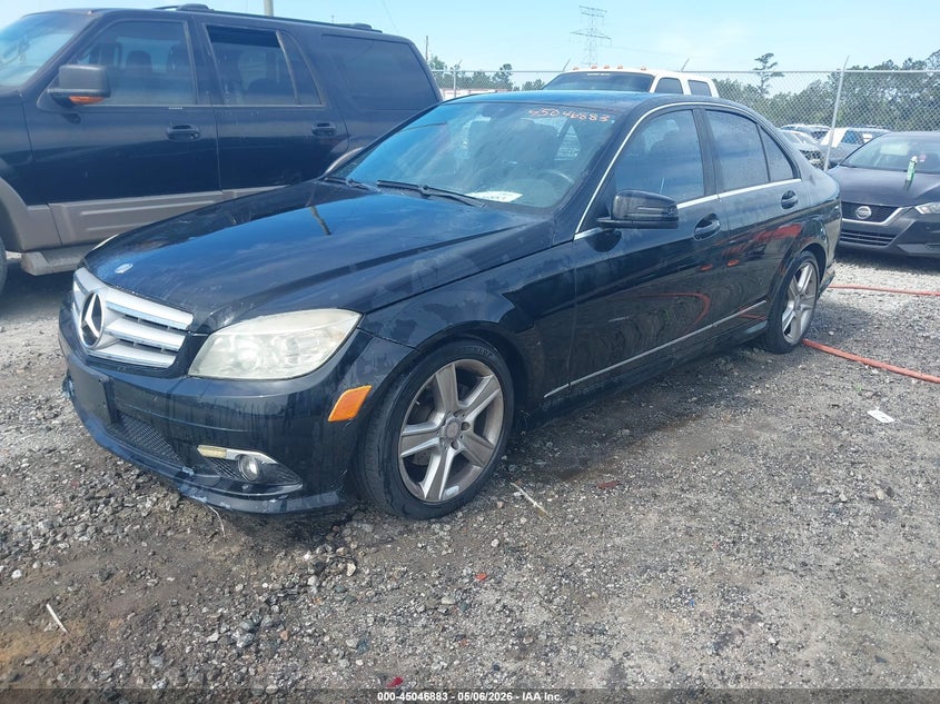 WDDGF8BB2AR126793 2010 Mercedes-Benz C 300 Luxury 4matic/Sport 4matic photo 1