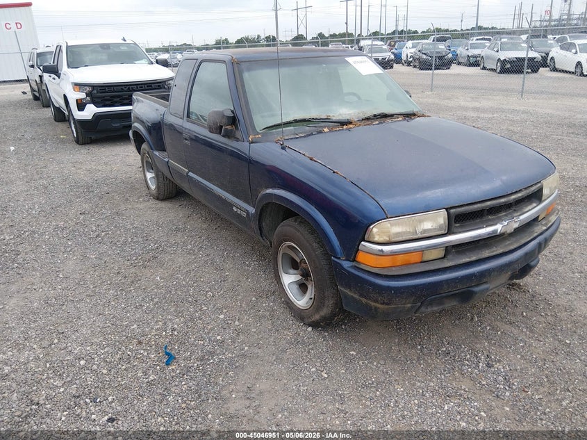 2000 Chevrolet S-10 Ls