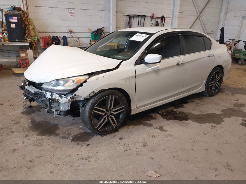 2017 HONDA ACCORD auction photo 2