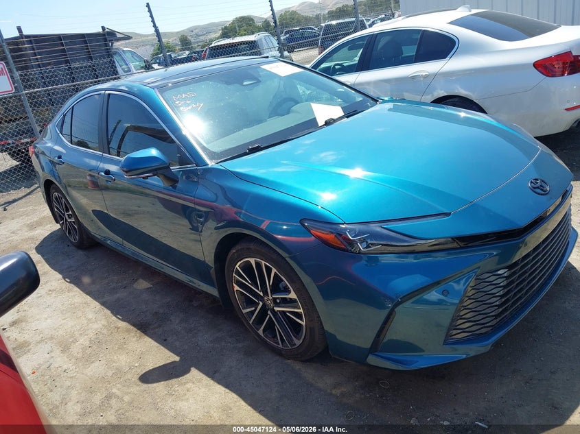 2025 Toyota Camry Xle