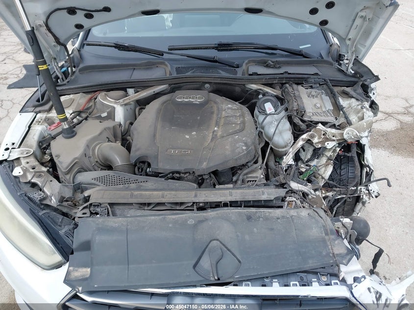 VIN: WAUBNCF5XKA050414 2019 AUDI A5 45 PREMIUM