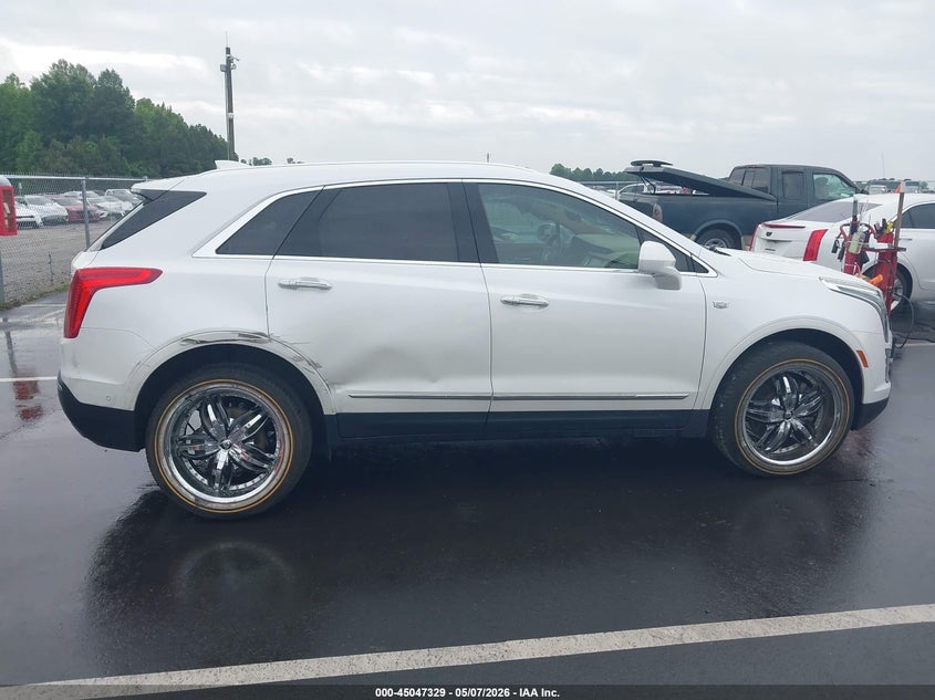 CADILLAC XT5 - zdjęcie 13