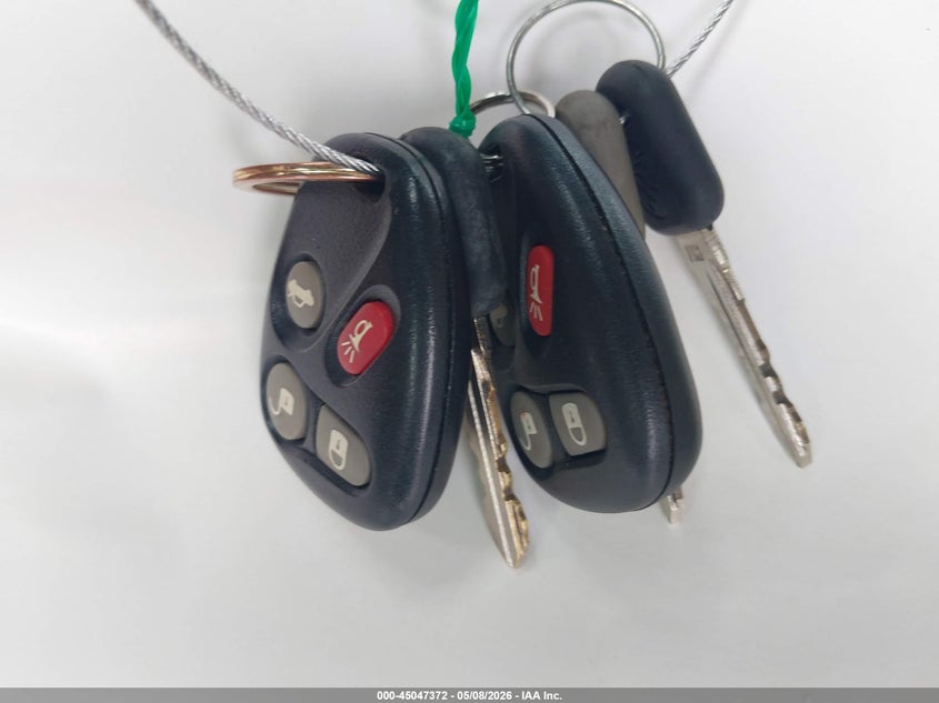 2000 Buick Park Avenue VIN: 1G4CW52K1Y4221131 Lot: 45047372