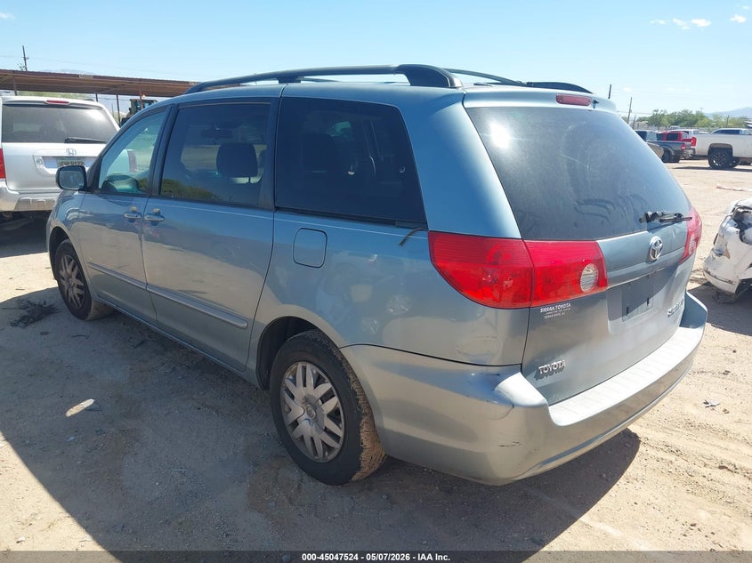 2008 TOYOTA SIENNA auction photo 3