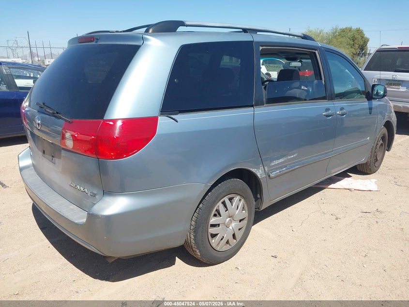 2008 TOYOTA SIENNA auction photo 4