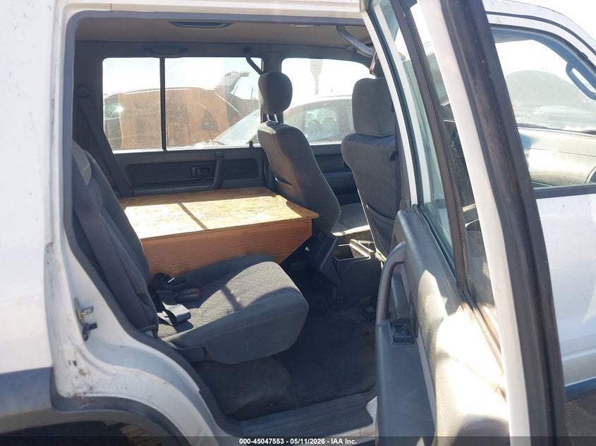 1996 ISUZU TROOPER auction photo 8