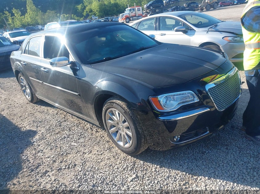 Vin: 2c3ca6ct3bh595917, lot: 45545135, chrysler 300c 2011 img_1