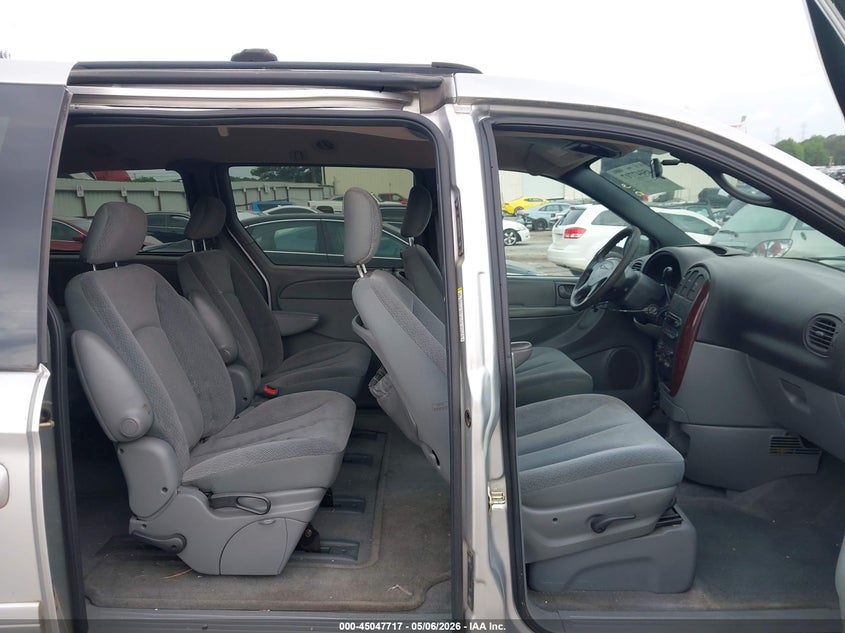 2004 Chrysler Town & Country Lx VIN: 2C8GP44R64R508641 Lot: 45047717