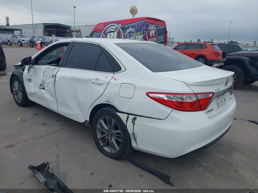2017 TOYOTA CAMRY auction photo 3