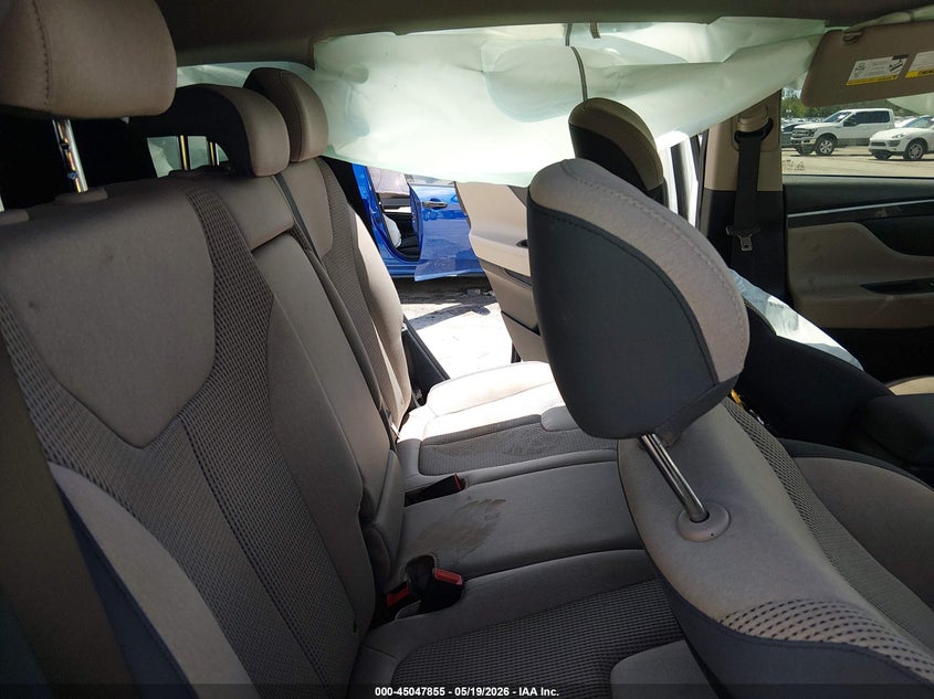 VIN 5NMS24AJ7NH443402 2022 HYUNDAI SANTA FE SEL