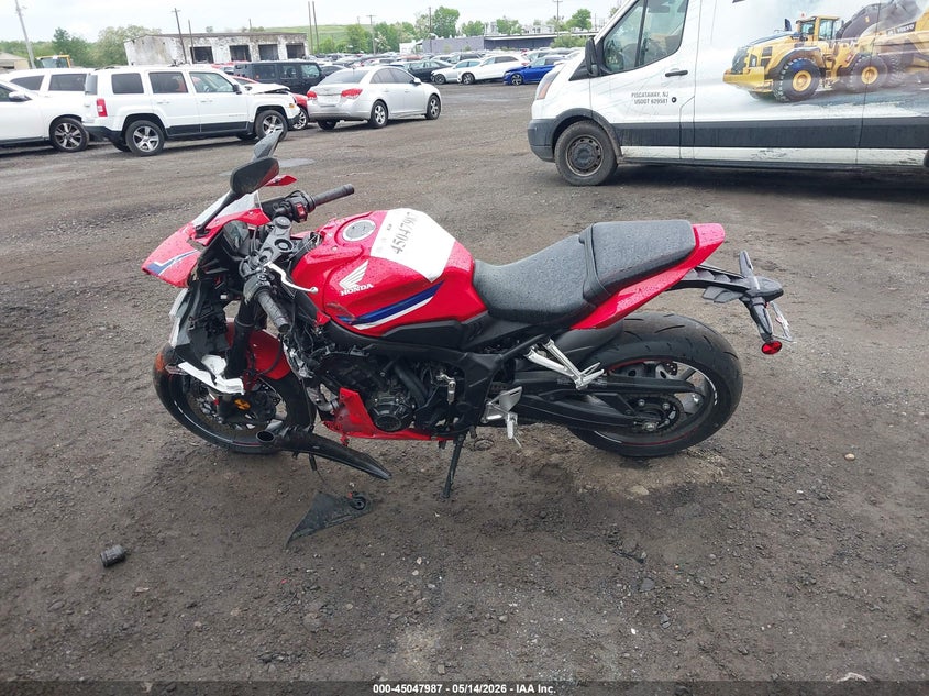 2025 Honda Cbr650 R VIN: MLHRH1556S5101007 Lot: 45047987