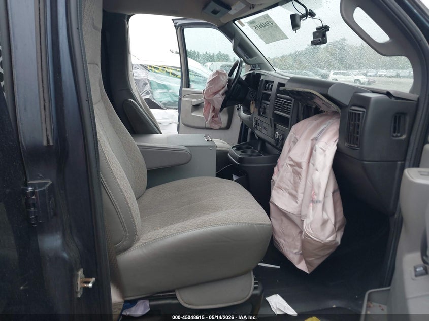 Vin: 1gcwgafg9l1163387, lot: 45546145, chevrolet express cargo rwd 2500 regular wheelbase wt 2020 img_1