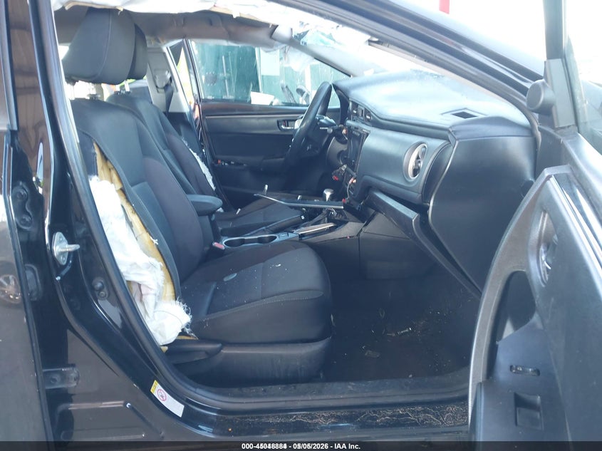 2017 TOYOTA COROLLA auction photo 5