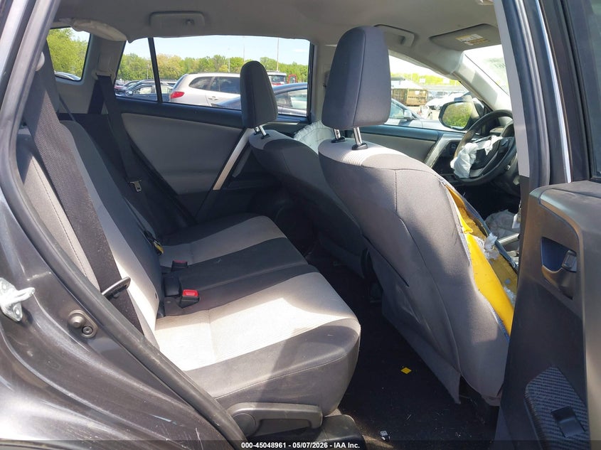 TOYOTA RAV4 - zdjęcie 8