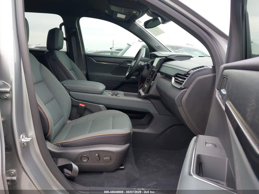 2025 GMC ACADIA auction photo 5