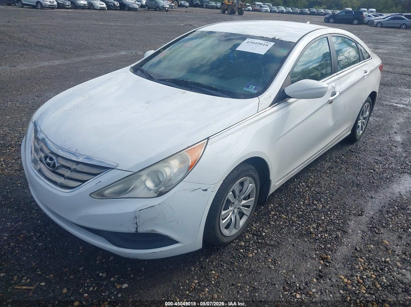 2011 HYUNDAI SONATA auction photo 2