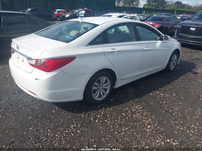 2011 HYUNDAI SONATA auction photo 4