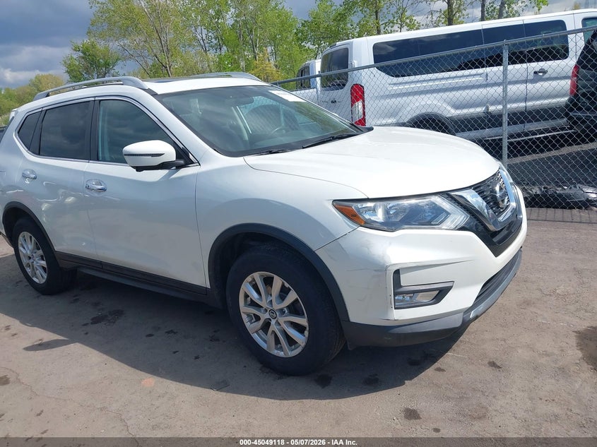 2017 NISSAN ROGUE SV