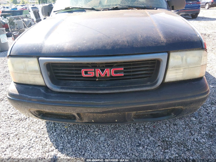 2002 GMC Sonoma Sl VIN: 1GTCS14W128247656 Lot: 45049142