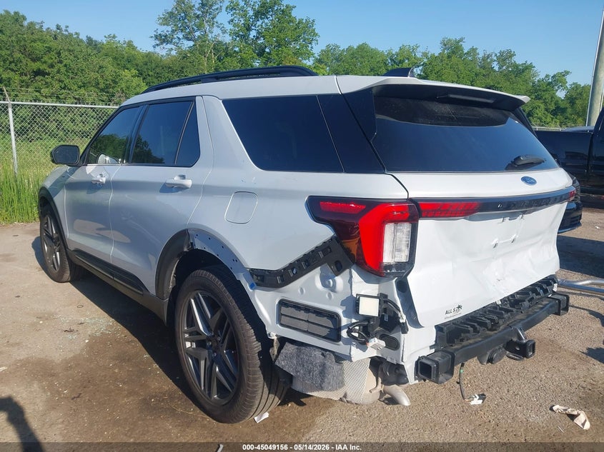 2026 FORD EXPLORER auction photo 3