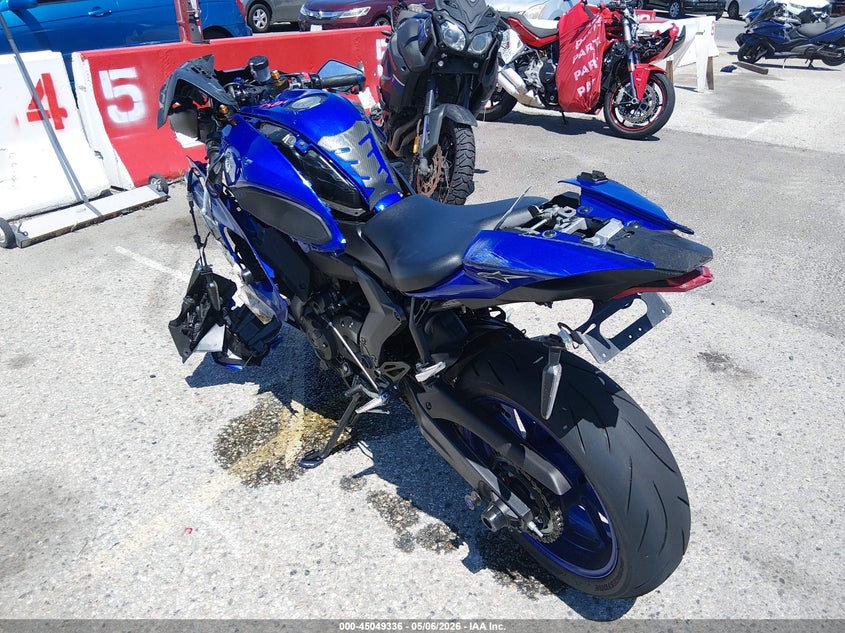 2025 YAMAHA YZFR7 auction photo 3