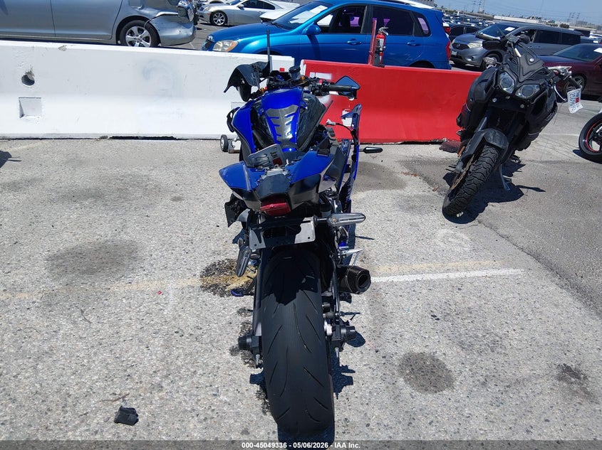 2025 YAMAHA YZFR7 auction photo 6