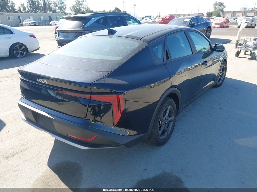 Vin: 3kpft4de9se024323, lot: 45547331, kia k4 lxs 20254