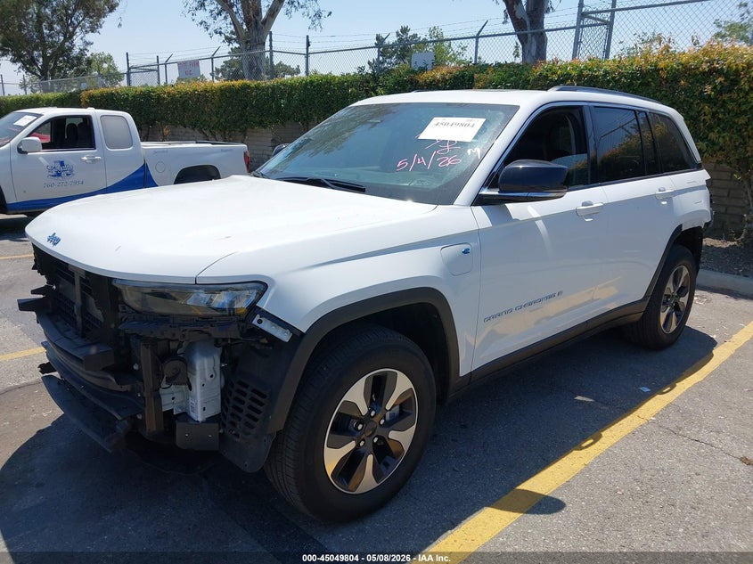 1C4RJYB63N8758170 2022 JEEP GRAND CHEROKEE 4XE LIMITED 4X4 photo 1