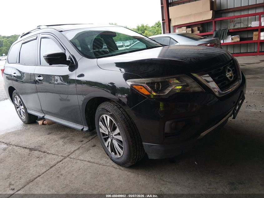 2017 Nissan Pathfinder Sl