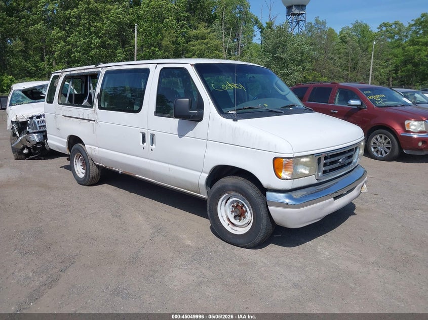 2003 Ford E-350 Super Duty XL/XLT
