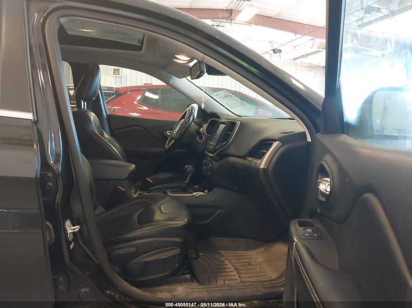 2015 JEEP CHEROKEE auction photo 5
