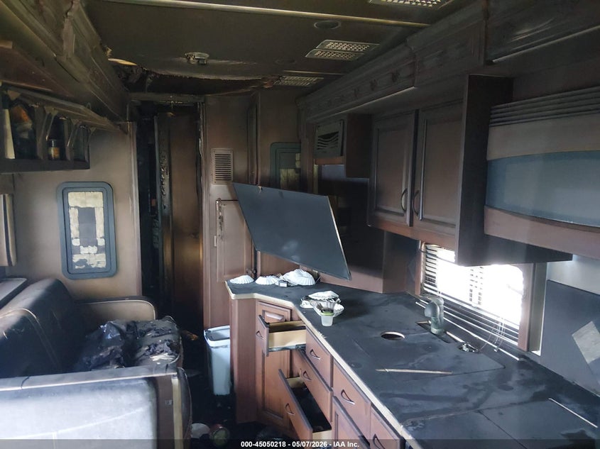 2011 FREIGHTLINER CHASSIS auction photo 8