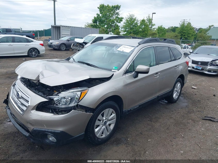 2015 Subaru Outback 2.5i Premium 4S4BSBCC1F3214275 photo 1
